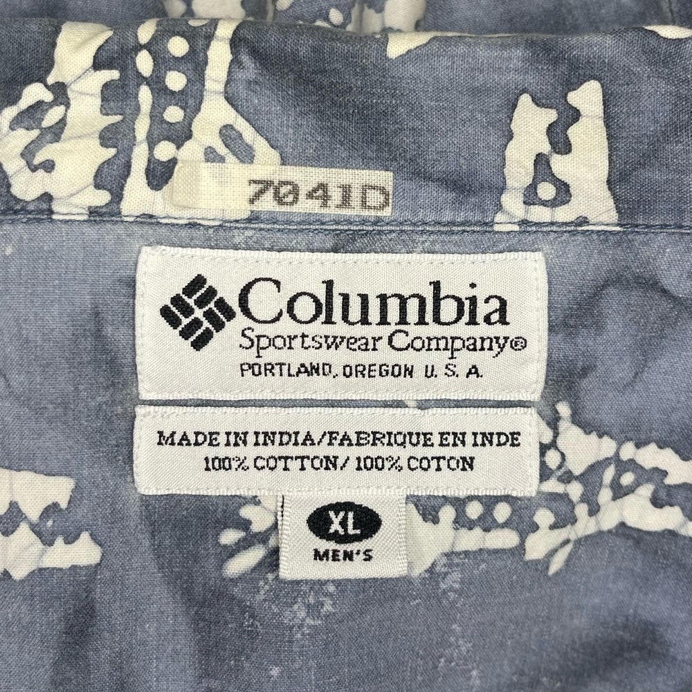 Columbia Sportswear Men's Blue Fish Print Shirt - Picture 4 of 4